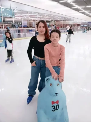 21% Off Ice Skating at SM MOA, Megamall, Cebu: Enjoy a 2-Hours Ice Skating Pass starting at P278 instead of P350