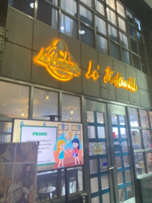 50%Off One-Hour Body Massage, Rebond and Hair Color, Warts Removal, Slimming or Deep Facial Treatment at Le Fortunelle Aesthetic Lounge Wellness & Spa Manila Starting at P299 instead of P600