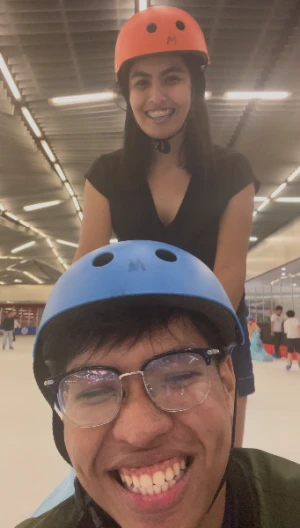 21% Off Ice Skating at SM MOA, Megamall: Enjoy a 2-Hours Ice Skating Pass including Shoes & Helmet