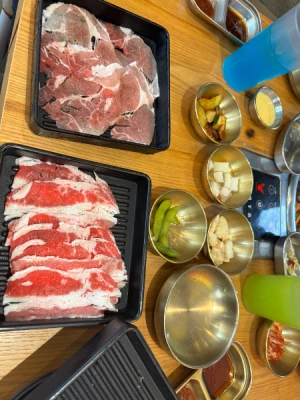 55%Off Celebrate Unlimited Samgyupsal Grill, Serve Ups Endless Meats, Seafood, Sides, Hotpot, Drinks and more at Mr. Korea Unlimited BBQ Two-Ecom MOA , Ayala North Exchange, Ayala Malls Feliz for P399 instead of P899