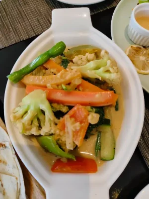 40%Off: P500 Consumable for P299 for Kalesa Cafe at Wynwood Hotel Ortigas - World Cuisine, Delicious Drinks, Halo-Halo etc.