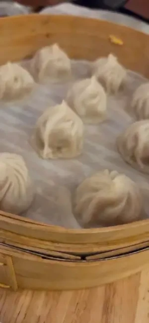 30%Off P500 Consumable for Food & Drinks for Only P349 at Shi Lin: Taiwanese & Chinese Food at Ayala Malls Manila Bay, Circuit Makati, Trinoma, Podium