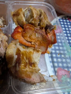 40%Off P500 Consumable on Food & Drinks for P299: Experience Authentic Hong Kong Cuisine at Tai Koo HK Roast at Kroma Tower Makati, Alabang Town Center