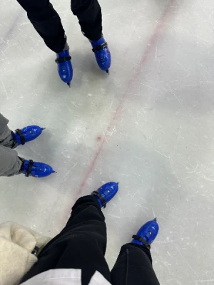 21% Off Ice Skating at SM MOA, Megamall: Enjoy a 2-Hours Ice Skating Pass including Shoes & Helmet