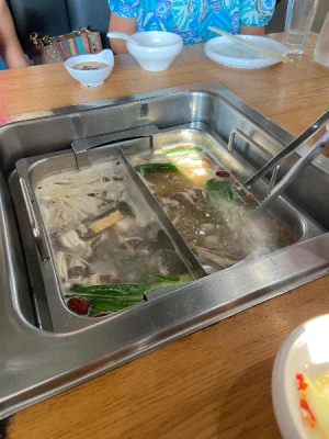 58%Off Enjoy Unlimited Premium Hotpot Shabu-Shabu Feast: Meats, Drinks, Veggies, Meatballs, Side Dishes at One Pot Hotpot in SMDC Shore Residences Pasay City for P419 instead of P999