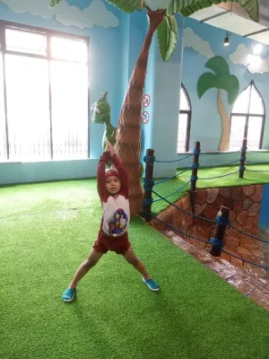 44%Off Wetpark Adventure Lagoon at Venice Grand Kanal Mall in McKinley Hill for 1 Child and 1 Adult