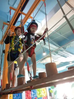 44%Off Wetpark Adventure Lagoon at Venice Grand Kanal Mall in McKinley Hill for 1 Child and 1 Adult