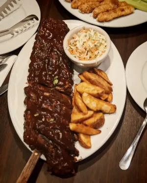 40%Off: P599 for P1000 Consumable for Food & Drinks at Burgoo Gateway, SM Southmall, District Imus, Vista Mall Taguig, Gumbo Mega Atrium Megamall