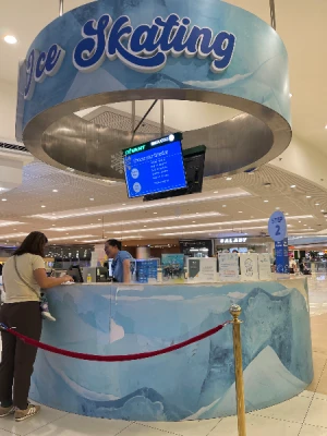 21% Off Ice Skating at SM MOA, Megamall: Enjoy a 2-Hours Ice Skating Pass including Shoes & Helmet