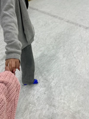 21% Off Ice Skating at SM MOA, Megamall: Enjoy a 2-Hours Ice Skating Pass including Shoes & Helmet