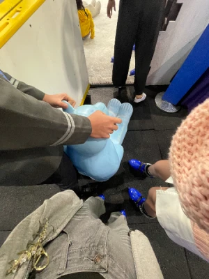 21% Off Ice Skating at SM MOA, Megamall: Enjoy a 2-Hours Ice Skating Pass including Shoes & Helmet