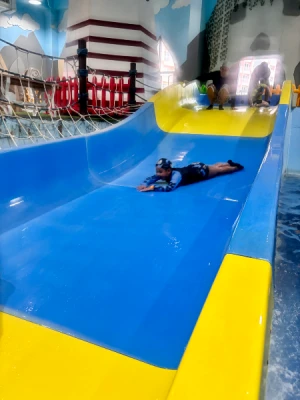 44%Off Wetpark Adventure Lagoon at Venice Grand Kanal Mall in McKinley Hill for 1 Child and 1 Adult