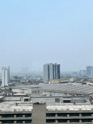 21% Off Ice Skating at SM MOA, Megamall: Enjoy a 2-Hours Ice Skating Pass including Shoes & Helmet