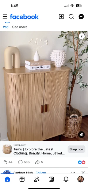 21% Off Ice Skating at SM MOA, Megamall: Enjoy a 2-Hours Ice Skating Pass including Shoes & Helmet