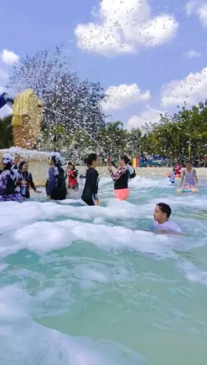 36%Off Villa Excellance Beach & Wave Pool Resort All-Day Pass for P319 instead of P500 in Tanza, Cavite