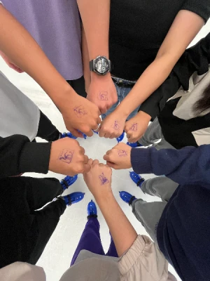 21% Off Ice Skating at SM MOA, Megamall, Cebu: Enjoy a 2-Hours Ice Skating Pass starting at P278 instead of P350