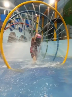 44%Off Wetpark Adventure Lagoon at Venice Grand Kanal Mall in McKinley Hill for 1 Child and 1 Adult