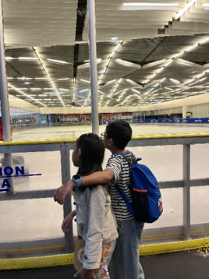 21% Off Ice Skating at SM MOA, Megamall: Enjoy a 2-Hours Ice Skating Pass including Shoes & Helmet