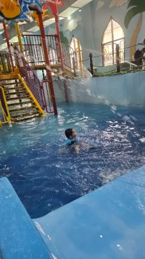 44%Off Wetpark Adventure Lagoon at Venice Grand Kanal Mall in McKinley Hill for 1 Child and 1 Adult
