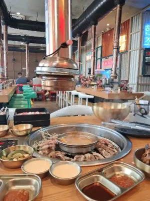 55%Off Celebrate Unlimited Samgyupsal Grill, Serve Ups Endless Meats, Seafood, Sides, Hotpot, Drinks and more at Mr. Korea Unlimited BBQ Two-Ecom MOA for P399 instead of P899