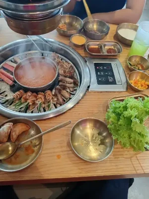 55%Off Celebrate Unlimited Samgyupsal Grill, Serve Ups Endless Meats, Seafood, Sides, Hotpot, Drinks and more at Mr. Korea Unlimited BBQ Two-Ecom MOA for P399 instead of P899