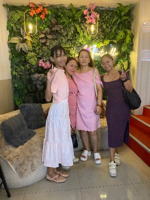 50%Off One-Hour Body Massage, Rebond and Hair Color, Warts Removal, Slimming or Deep Facial Treatment at Le Fortunelle Aesthetic Lounge Wellness & Spa Manila Starting at P299 instead of P600