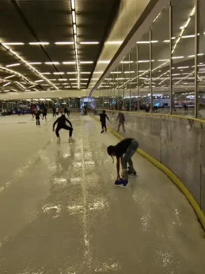 21% Off Ice Skating at SM MOA, Megamall: Enjoy a 2-Hours Ice Skating Pass including Shoes & Helmet