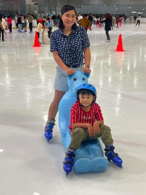 21% Off Ice Skating at SM MOA, Megamall: Enjoy a 2-Hours Ice Skating Pass including Shoes & Helmet