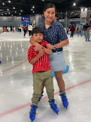 21% Off Ice Skating at SM MOA, Megamall: Enjoy a 2-Hours Ice Skating Pass including Shoes & Helmet
