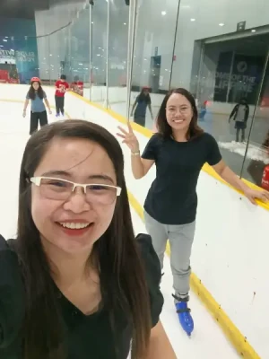 21% Off Ice Skating at SM MOA, Megamall: Enjoy a 2-Hours Ice Skating Pass including Shoes & Helmet