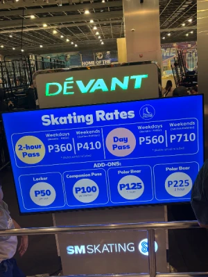 21% Off Ice Skating at SM MOA, Megamall: Enjoy a 2-Hours Ice Skating Pass including Shoes & Helmet