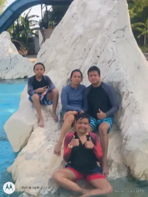 42%Off Beach & Waterpark Day Pass Access at Whiterock Beach Hotel & Resort in Subic starting at P699 instead of P1200