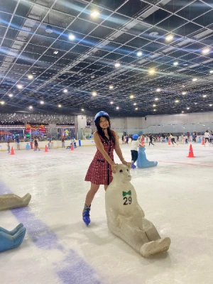 21% Off Ice Skating at SM MOA, Megamall: Enjoy a 2-Hours Ice Skating Pass including Shoes & Helmet