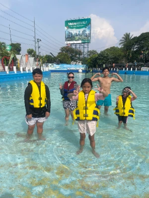 70%Off Splash Island Day Pass: Basaan Festival Starting from P299 for Access to All Slides, Pools, Press Buy Now to See All Options