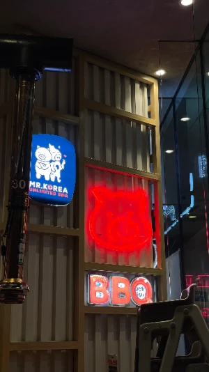 55%Off Mr. Korea: Unlimited Samgyupsal Grill, Serve Ups Endless Meats, Seafood, Sides, Hotpot, Drinks and more at Two-Ecom MOA for P399 instead of P899