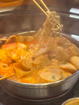 55%Off Mr. Korea: Unlimited Samgyupsal Grill, Serve Ups Endless Meats, Seafood, Sides, Hotpot, Drinks and more at Two-Ecom MOA for P399 instead of P899