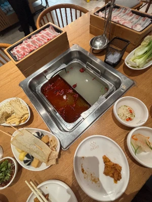 58%Off Enjoy Unlimited Premium Hotpot Shabu-Shabu Feast: Meats, Drinks, Veggies, Meatballs, Side Dishes at One Pot Hotpot in SMDC Shore Residences Pasay City for P419 instead of P999