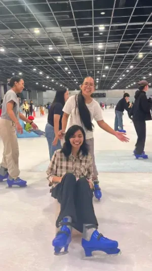 21% Off Ice Skating at SM MOA, Megamall: Enjoy a 2-Hours Ice Skating Pass including Shoes & Helmet