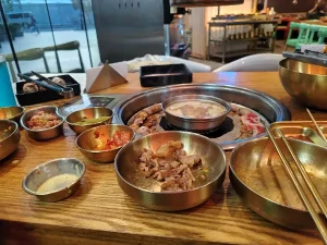 55%Off Mr. Korea: Unlimited Samgyupsal Grill, Serve Ups Endless Meats, Seafood, Sides, Hotpot, Drinks and more at Two-Ecom MOA for P399 instead of P899