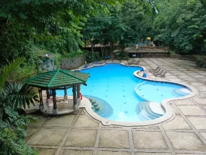 54%Off Canyon Woods Tagaytay near Taal Lake starting at P3599/Night with Day-Pass Access to Canyon Cove Batangas