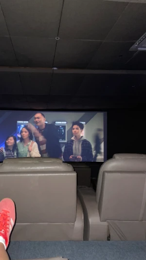 40%Off 58-Seater Luxury La-Z-Boy VS Cinema at VS Sports Tower QC at GMA Kamuning Station