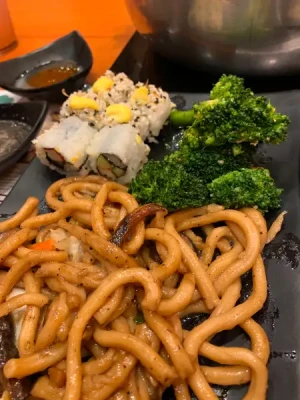 34%Off Suki-Ya Ayala Malls Manila Bay: Unli Buffet Sukiyaki, Shabu Shabu Hotpot & Buffet, Salad, Noodles, Iced Tea, Juices, Ice Cream Eat-All-You-Can starting at P398 instead of P599