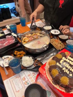 34%Off Suki-Ya Ayala Malls Manila Bay: Unli Buffet Sukiyaki, Shabu Shabu Hotpot & Buffet, Salad, Noodles, Iced Tea, Juices, Ice Cream Eat-All-You-Can starting at P398 instead of P599