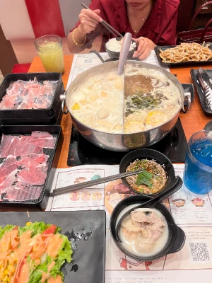 34%Off Suki-Ya Ayala Malls Manila Bay: Unli Buffet Sukiyaki, Shabu Shabu Hotpot & Buffet, Salad, Noodles, Iced Tea, Juices, Ice Cream Eat-All-You-Can starting at P398 instead of P599