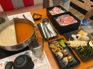 34%Off Suki-Ya Ayala Malls Manila Bay: Unli Buffet Sukiyaki, Shabu Shabu Hotpot & Buffet, Salad, Noodles, Iced Tea, Juices, Ice Cream Eat-All-You-Can starting at P398 instead of P599