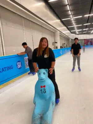 21% Off Ice Skating at SM MOA, Megamall: Enjoy a 2-Hours Ice Skating Pass including Shoes & Helmet