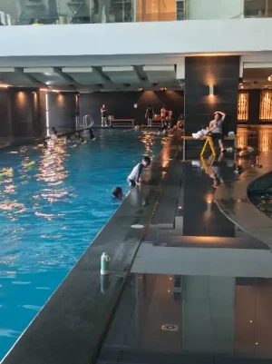 30%Off King-Room for 2 Adults and 2 Kids at VS Hotel at Victoria at Victoria Sports Tower with Water Spa, Breakfast, Gym starting at P2480