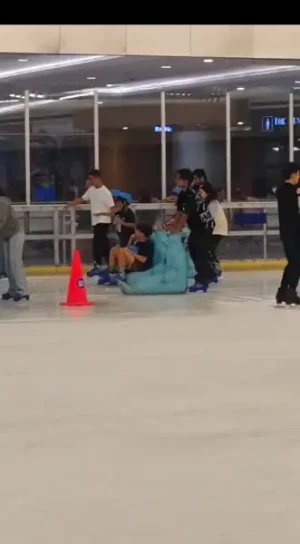 21% Off Ice Skating at SM MOA, Megamall: Enjoy a 2-Hours Ice Skating Pass including Shoes & Helmet