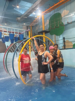 44%Off Wetpark Adventure Lagoon at Venice Grand Kanal Mall in McKinley Hill for 1 Child and 1 Adult