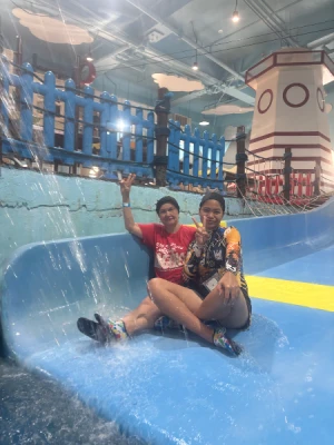 44%Off Wetpark Adventure Lagoon at Venice Grand Kanal Mall in McKinley Hill for 1 Child and 1 Adult